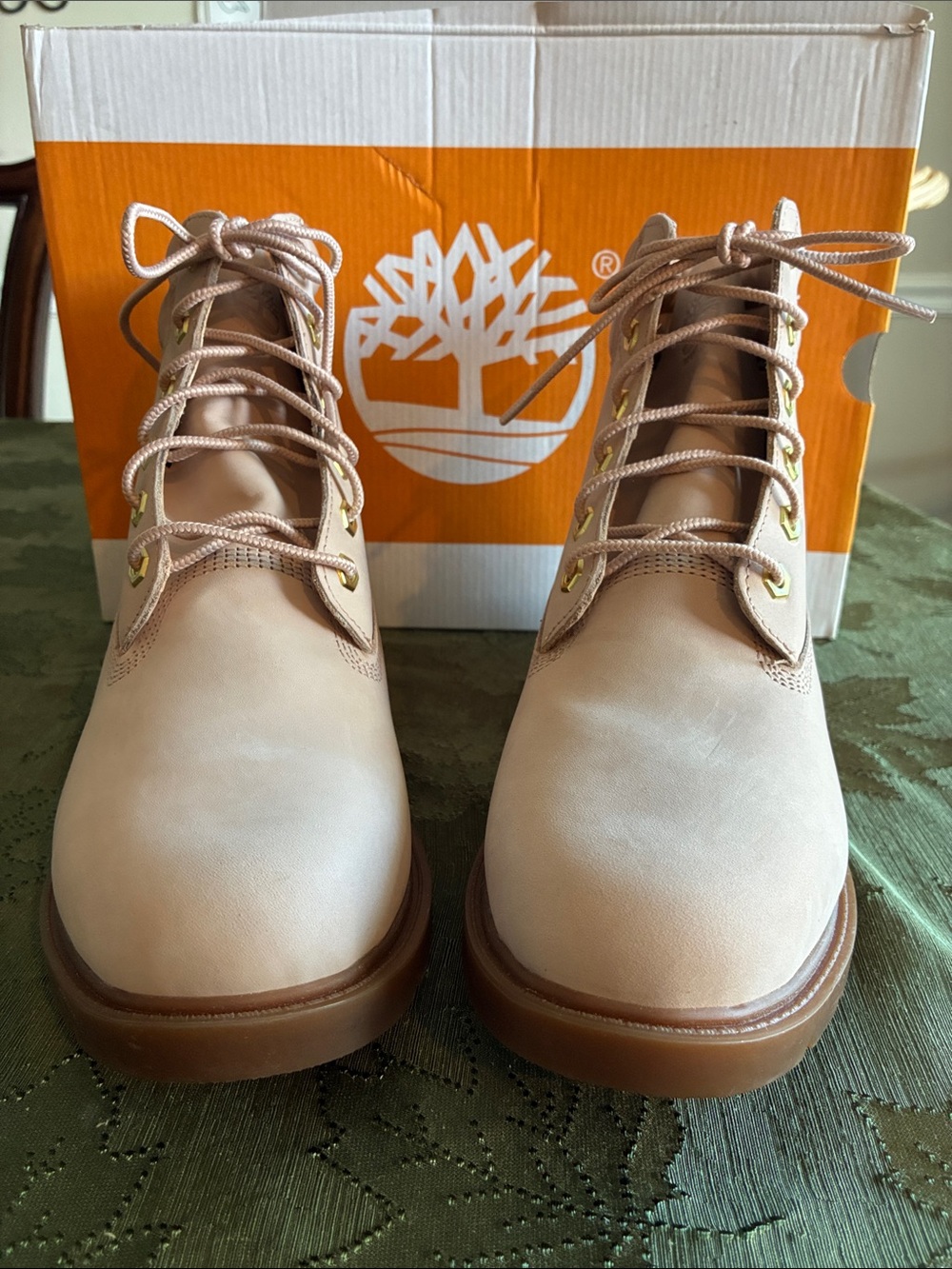 Timberland Women’s Blush Lace-Up Nubuck 6 in waterproof Boots with Gold Eyelets.